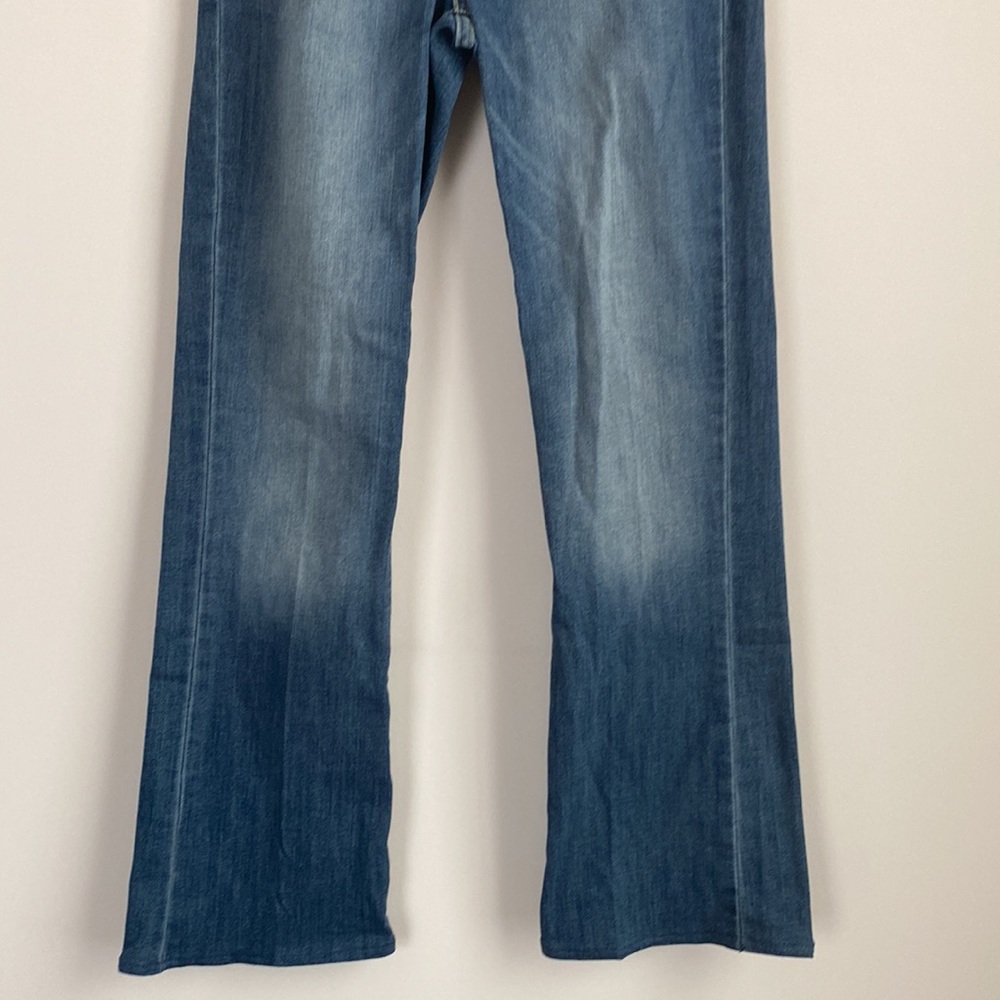 Levi’s Bootcut Totally Shaping Jeans - Picture 3 of 12
